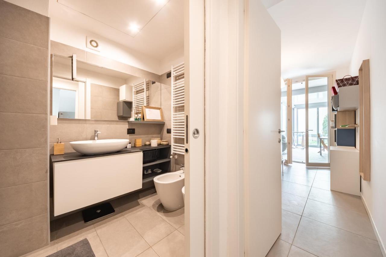 Renovated Apt With Garden & Veranda! Mailand Exterior foto