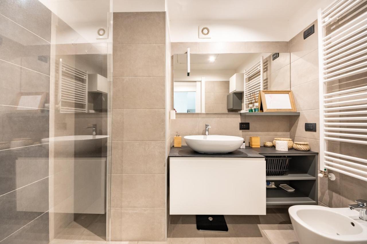 Renovated Apt With Garden & Veranda! Mailand Exterior foto